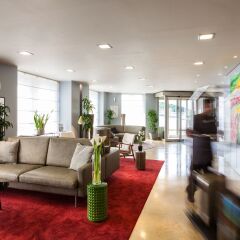 Отель Holiday Inn Milan - Garibaldi Station интерьер отеля фото 3