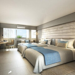 Oakwood Hotel Journeyhub Phuket Патонг комната для гостей фото 2