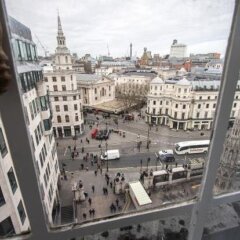 Отель Amba Hotel Charing Cross Великобритания, Лондон - 2 отзыва об отеле, цены и фото номеров - забронировать отель Amba Hotel Charing Cross онлайн балкон