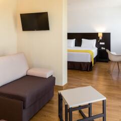 Отель Rafaelhoteles Atocha фото 10