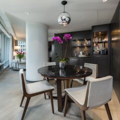 Отель Trump International Hotel & Tower Vancouver Канада, Ванкувер - отзывы, цены и фото номеров - забронировать отель Trump International Hotel & Tower Vancouver онлайн питание фото 2