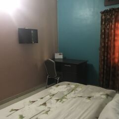 Отель Richmond Hills Suites Нигерия, Энугу - отзывы, цены и фото номеров - забронировать отель Richmond Hills Suites онлайн удобства в номере