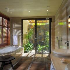 Отель Beachcomber Trou aux Biches Resort & Spa спа