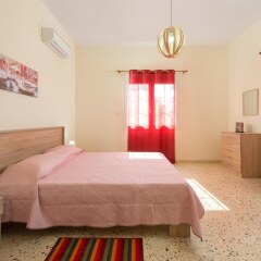 Апартаменты Violetas Apartment комната для гостей фото 2