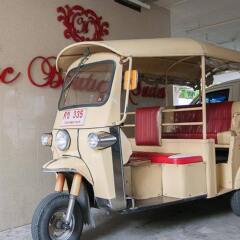 Отель Mac Boutique Suites Sukhumvit Soi 7 Бангкок городской автобус