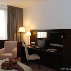 Отель Holiday Inn Bratislava удобства в номере