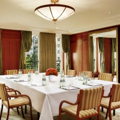 Отель Adlon Kempinski питание