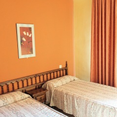 Отель ApartHotel Las Mariposas Испания, Льорет-де-Мар - 1 отзыв об отеле, цены и фото номеров - забронировать отель ApartHotel Las Mariposas онлайн комната для гостей