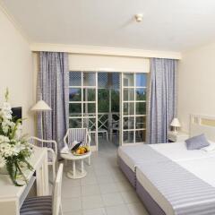 Отель Euphoria Palm Beach Resort комната для гостей фото 3