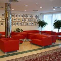Отель Ramada Airport Hotel Prague Чехия, Прага - 2 отзыва об отеле, цены и фото номеров - забронировать отель Ramada Airport Hotel Prague онлайн интерьер отеля фото 2