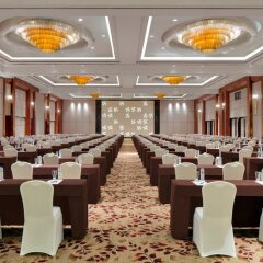 Отель Radisson Blu Hotel Cebu Филиппины, Лапу-Лапу - 1 отзыв об отеле, цены и фото номеров - забронировать отель Radisson Blu Hotel Cebu онлайн помещение для мероприятий фото 2