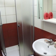 Отель Rooms Merlika Албания, Kruje - отзывы, цены и фото номеров - забронировать отель Rooms Merlika онлайн ванная