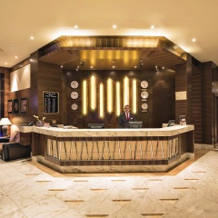 Emirates Grand Hotel Дубай интерьер отеля