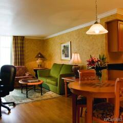 Отель Sunset Inn and Suites Канада, Ванкувер - отзывы, цены и фото номеров - забронировать отель Sunset Inn and Suites онлайн в номере фото 2