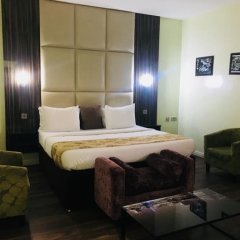 Отель De Brit Hotel Нигерия, г. Бенин - отзывы, цены и фото номеров - забронировать отель De Brit Hotel онлайн комната для гостей фото 5