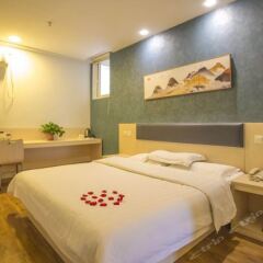 Отель Elan Inn Huixian Dongguan Village комната для гостей