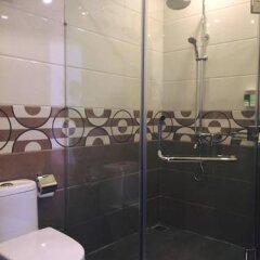 Отель Tuan Chau Marina Hotel Вьетнам, Халонг - отзывы, цены и фото номеров - забронировать отель Tuan Chau Marina Hotel онлайн ванная