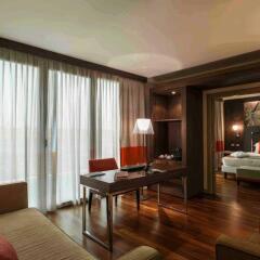 Отель Ramada Plaza Milan 4* Люкс фото 7