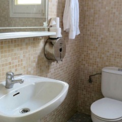 Отель Hostal Balmes Centro фото 3