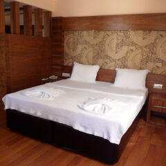 Dinara Hotel комната для гостей