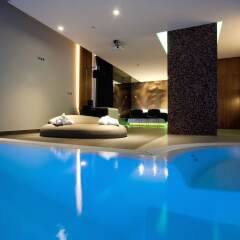 Hotel Mood Private Suites бассейн фото 3