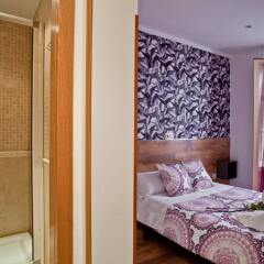 Отель Hostal Abel Victoriano Испания, Мадрид - 1 отзыв об отеле, цены и фото номеров - забронировать отель Hostal Abel Victoriano онлайн комната для гостей фото 2