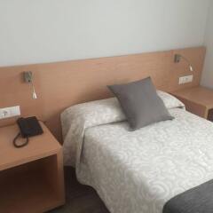 Отель Hostal Alborán комната для гостей фото 4