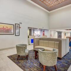 Holiday Inn Express Hotel & Suites Greenville Airport интерьер отеля