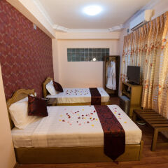 Royal Yadanarbon Hotel комната для гостей фото 5