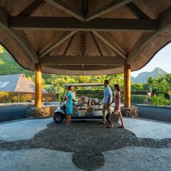 Отель Hilton Moorea Lagoon Resort and Spa Французская Полинезия, Муреа - отзывы, цены и фото номеров - забронировать отель Hilton Moorea Lagoon Resort and Spa онлайн