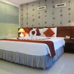 White Lotus Hotel сейф в номере