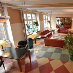 Die Fabrik - baxpax Hotel интерьер отеля