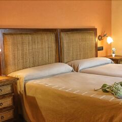 Hotel Valle Del Silencio Понферрада фото 6