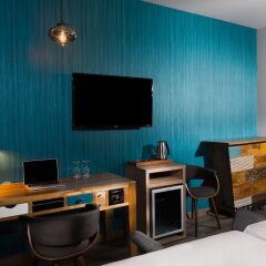 Отель 360 Degrees Pop Art Hotel Греция, Афины - отзывы, цены и фото номеров - забронировать отель 360 Degrees Pop Art Hotel онлайн удобства в номере