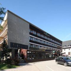 Отель Gromada Zakopane Польша, Закопане - 1 отзыв об отеле, цены и фото номеров - забронировать отель Gromada Zakopane онлайн парковка