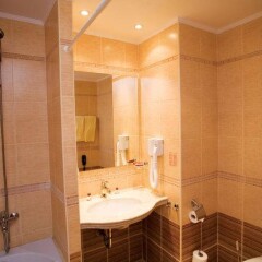 Отель DIT Majestic Beach Resort Болгария, Солнечный берег - отзывы, цены и фото номеров - забронировать отель DIT Majestic Beach Resort онлайн ванная