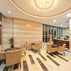 Отель Tulip Inn Hotel Apartments ОАЭ, Аджман - отзывы, цены и фото номеров - забронировать отель Tulip Inn Hotel Apartments онлайн интерьер отеля