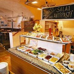 Отель Gablerbrau Central Hotel Австрия, Зальцбург - отзывы, цены и фото номеров - забронировать отель Gablerbrau Central Hotel онлайн питание фото 3