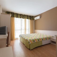 Апартаменты Cosy Studio with Kitchen & Balcony комната для гостей фото 2