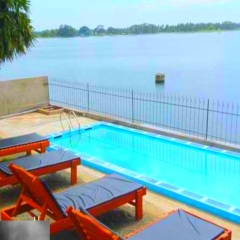 Lake Wind Hotel бассейн
