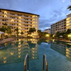 Отель Wongamat Privacy Residence & Resort бассейн фото 2