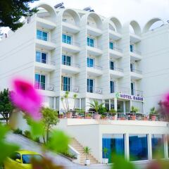 Hotel Oasis