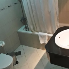 Al Waleed Palace Hotel Apartments Oud Metha ванная