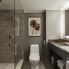 Отель The Fairmont Waterfront Канада, Ванкувер - отзывы, цены и фото номеров - забронировать отель The Fairmont Waterfront онлайн ванная