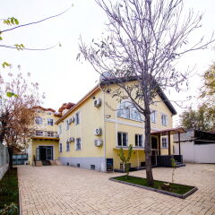 Отель Soluxe Bishkek Бишкек