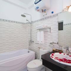 Отель Hang My Hotel Вьетнам, Ханой - отзывы, цены и фото номеров - забронировать отель Hang My Hotel онлайн ванная фото 2