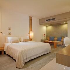 Отель Ramada by Wyndham Phuket Southsea 4* Стандартный номер разные типы кроватей фото 8