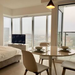 Апартаменты Poznan Apartments Towarowa комната для гостей фото 2