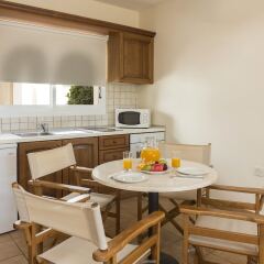 Отель Avanti Holiday Village в номере