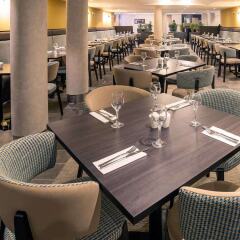 Отель Mercure London Heathrow Hotel Великобритания, Лондон - отзывы, цены и фото номеров - забронировать отель Mercure London Heathrow Hotel онлайн питание фото 3